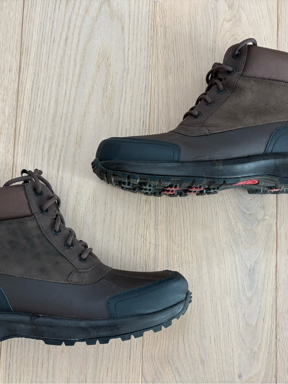 UGG Mens Black Emmett 1115834 Leather Waterproof Lace Up Duck Boots Sz US 12 - Picture 2 of 10